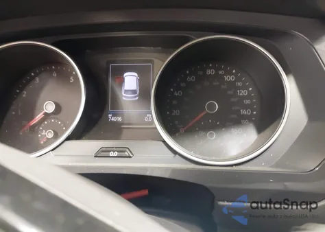 2021 Volkswagen Tiguan 2.0T Se/2.0T Se R-Line Black/2.0T Sel z USA, uszkodzony, nr VIN 3VV2B7AX3MM074816